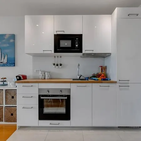 Lulemaris Apartments Sea & Mountain View Apartment Makarska